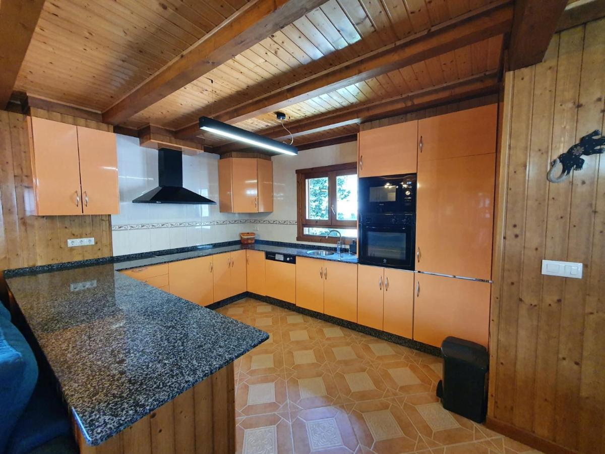 Casa De Madera Con Piscina Privada Villa Pontevedra Exteriör bild